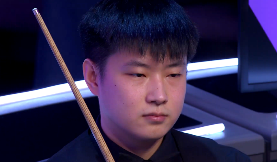 赫吉尔, 打出两杆破 赫吉尔, 打出两杆破